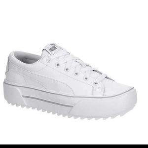 PUMA UNISEX SNEAKERS NWT